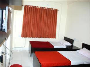 Maple Inn Budget Hotel Bengalúr Exteriér fotografie